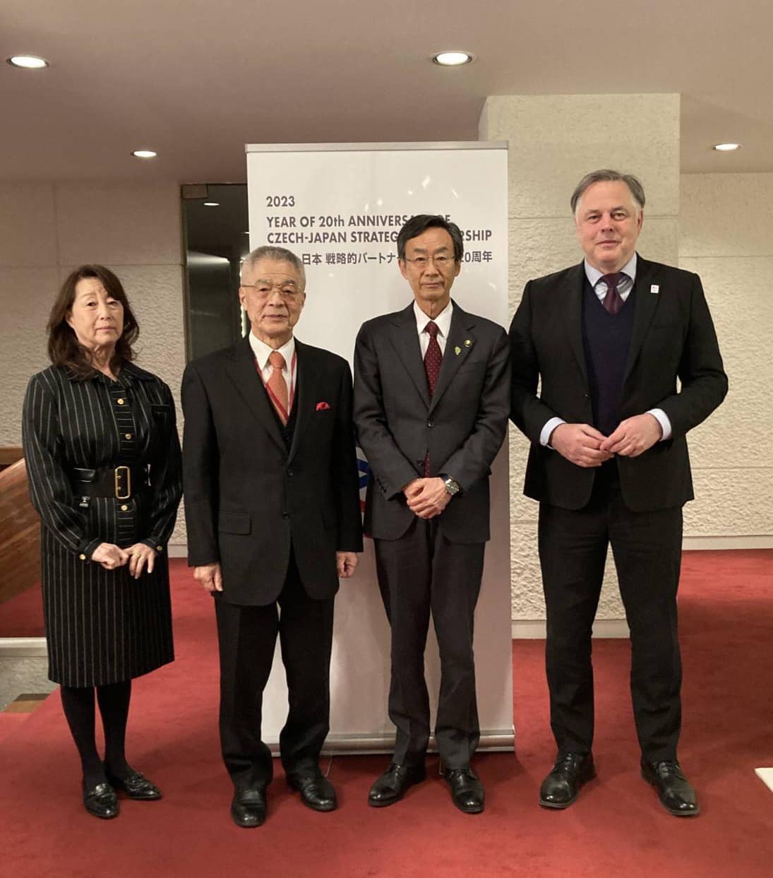 チェコ共和国大使館を表敬訪問
