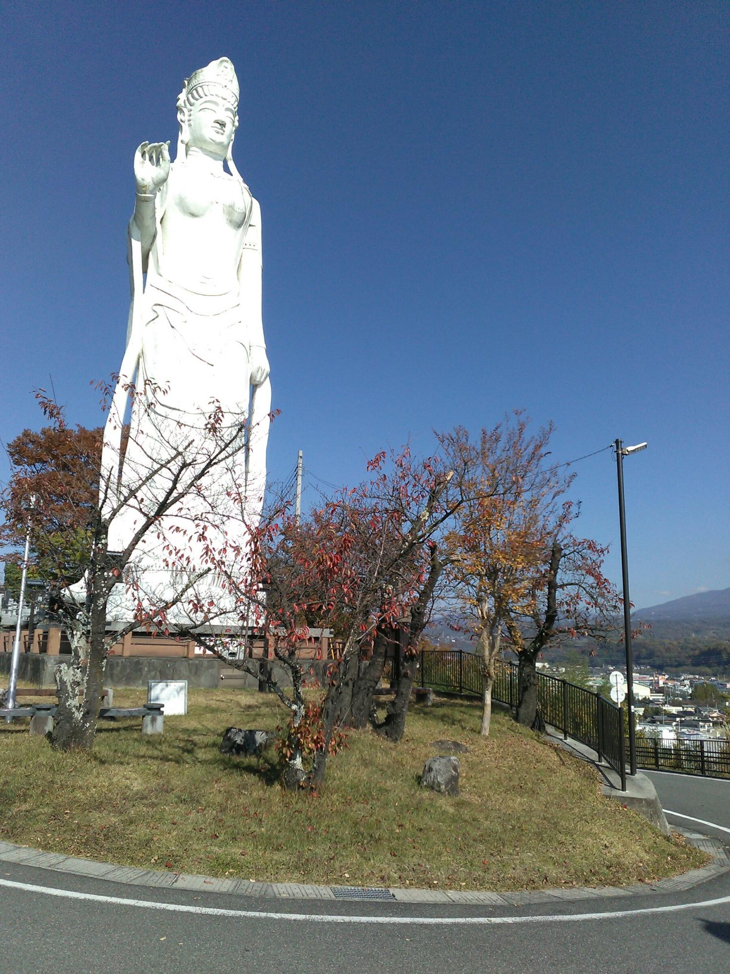 平和観音