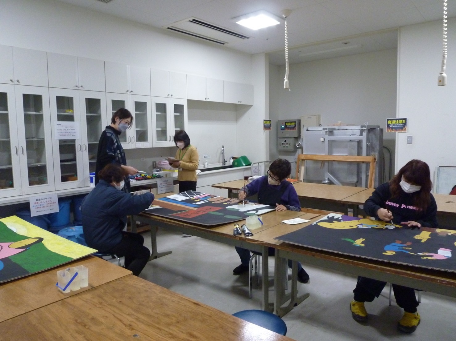 大型紙芝居制作の様子