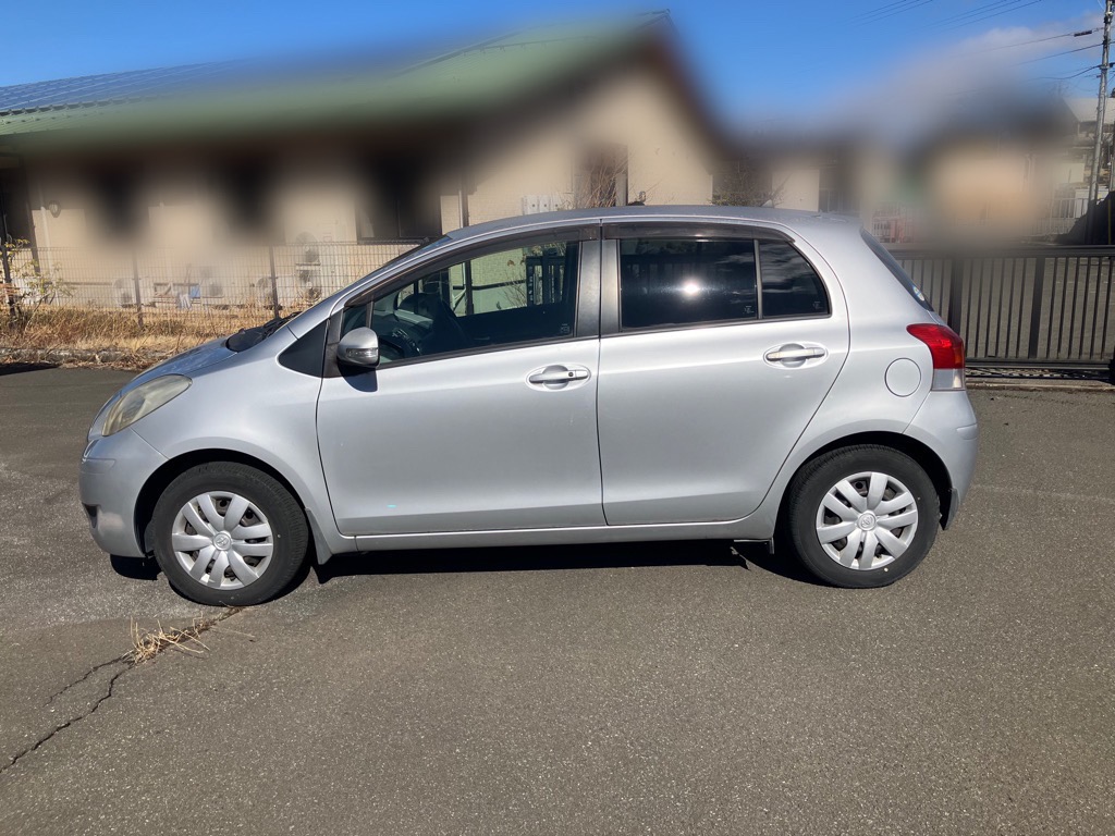 車両外観(左側)