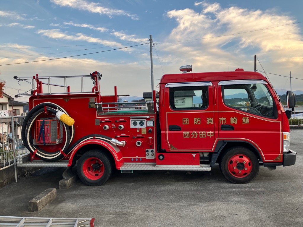 車両外観(右側)