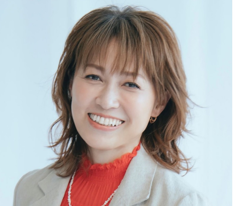 岡崎朋美さんの顔写真