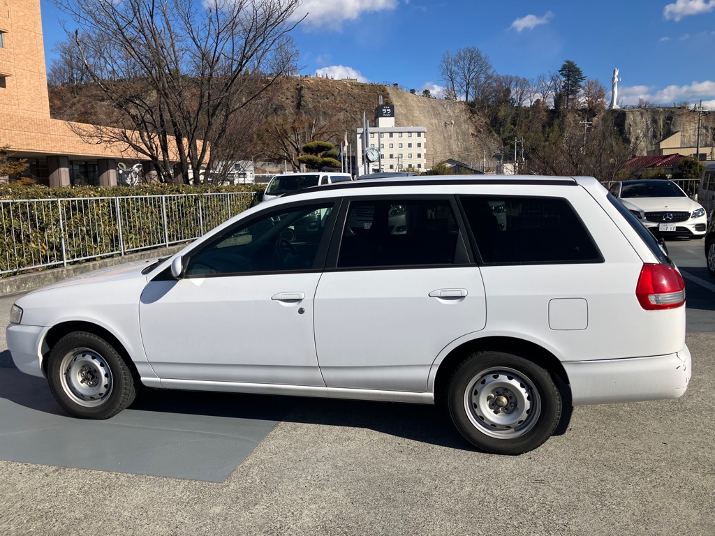 車両外観(左側)