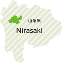 韮崎市の位置を示した山梨県の地図。韮崎市は山梨県の北西に位置している。